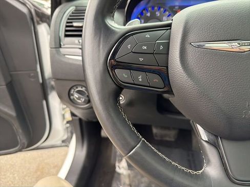 Used 2018 Chrysler 300 S w/ 300S Premium Group image 18