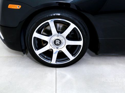Certified 2017 Rolls-Royce Dawn RWD image 30