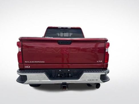 Used 2023 Chevrolet Silverado 2500 LTZ w/ LTZ Convenience Package AWD/4WD image 4