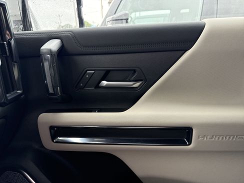 New 2026 GMC Hummer EV SUV AWD/4WD image 18