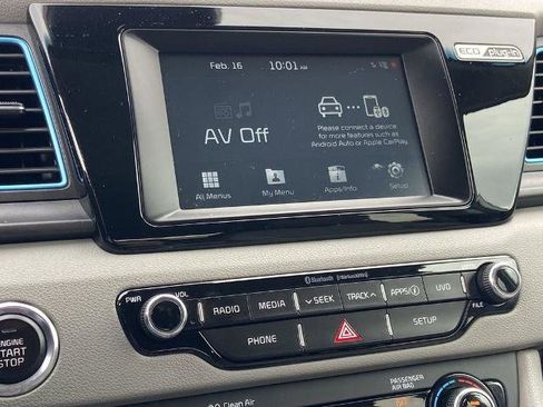 Used 2018 Kia Niro LX image 9
