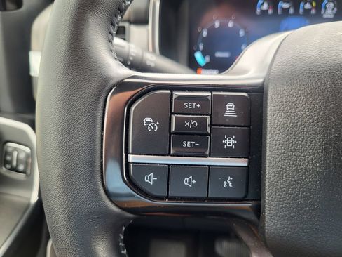 Used 2025 Ford F150 Platinum AWD/4WD image 21