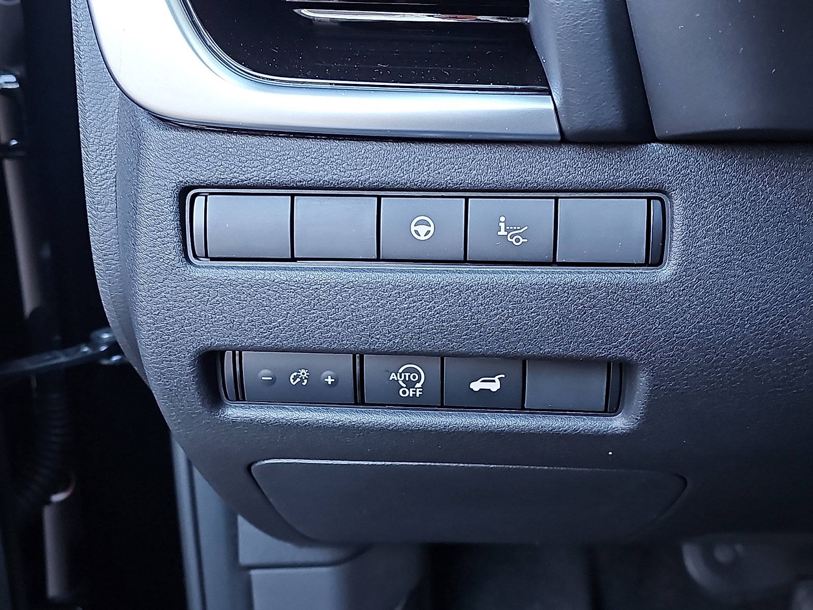 Certified 2025 Nissan Rogue SL w/ Tech Package AWD/4WD image 29