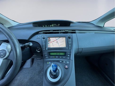 Used 2010 Toyota Prius Five image 10