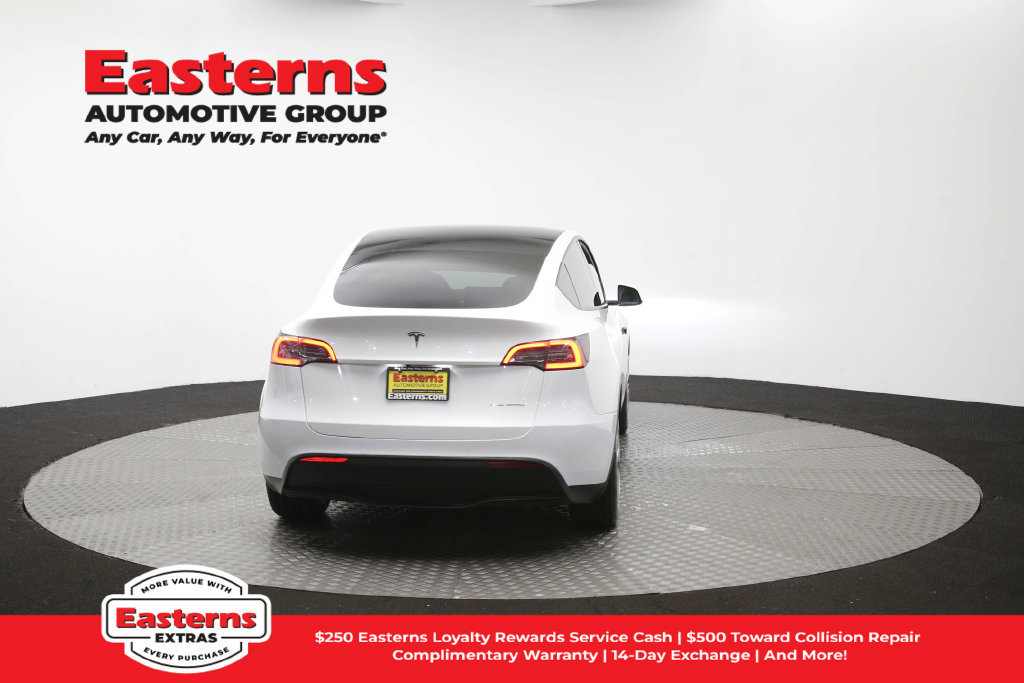 Used 2022 Tesla Model Y Long Range AWD/4WD image 36