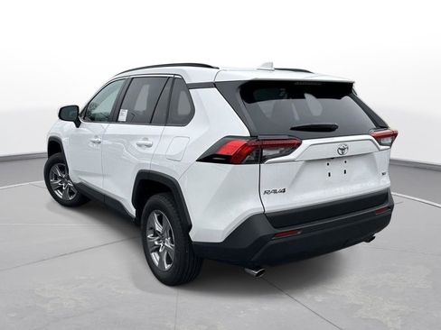 Used 2025 Toyota RAV4 XLE w/ Convenience Package image 8