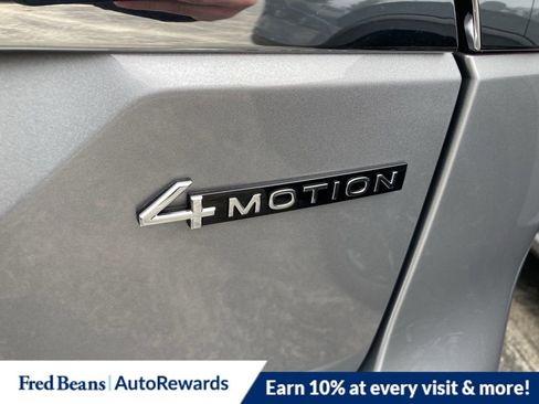 New 2026 Volkswagen Atlas SE image 9