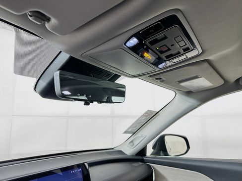 Used 2024 Toyota Grand Highlander Platinum image 18