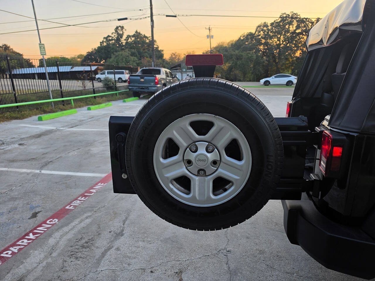 Used 2013 Jeep Wrangler Sport AWD/4WD image 42