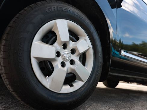 Used 2011 Nissan Rogue S AWD/4WD image 29