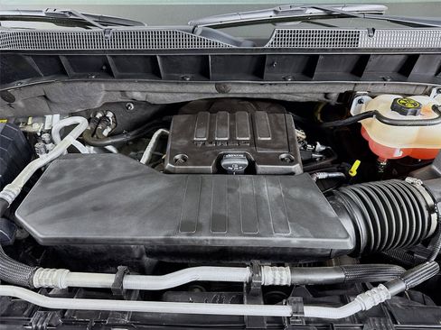 Used 2023 Chevrolet Silverado 1500 Custom image 28