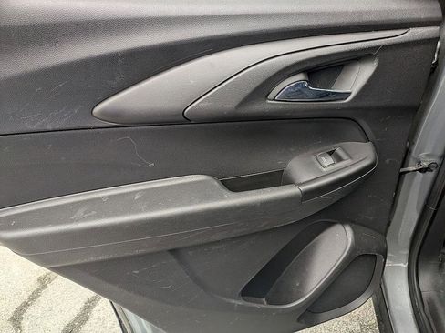 Used 2023 Chevrolet TrailBlazer ACTIV w/ Sun and Liftgate Package image 27