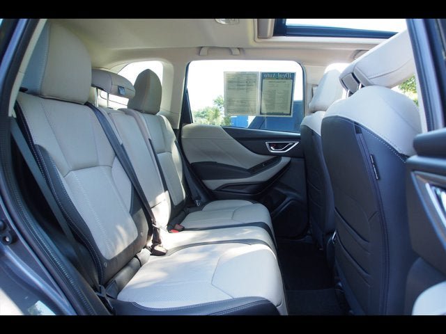Used 2023 Subaru Forester Limited AWD/4WD image 14