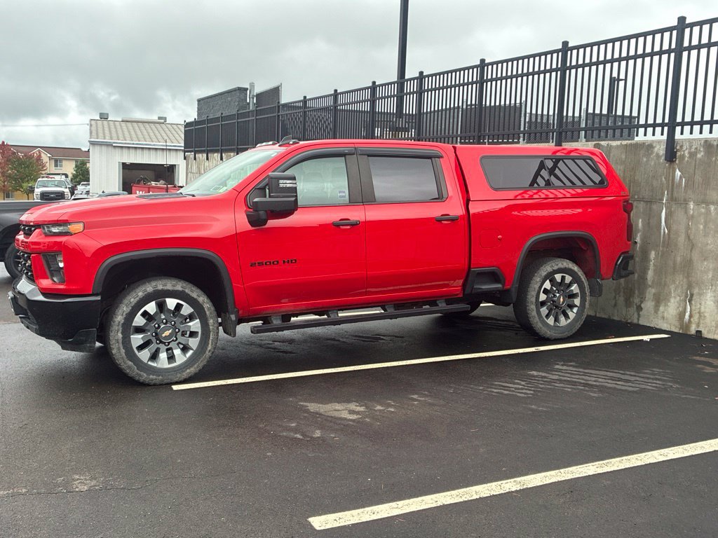 Used 2022 Chevrolet Silverado 2500 Custom w/ Custom Value Package AWD/4WD image 3