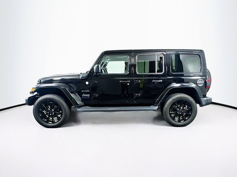 Used 2024 Jeep Wrangler Unlimited Sahara w/ Safety Group AWD/4WD image 4