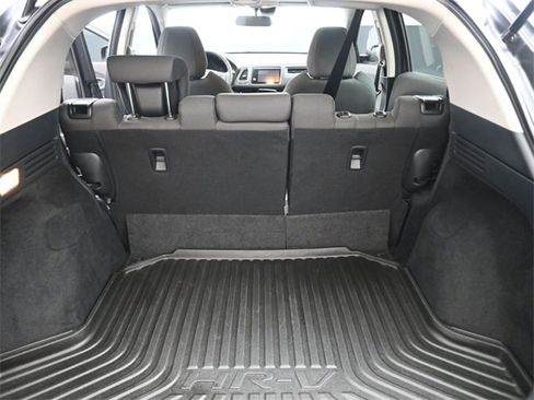 Used 2022 Honda HR-V EX image 12