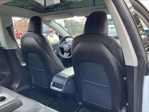 Used 2020 Tesla Model 3 Long Range image 20