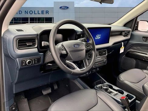 New 2026 Ford Maverick Lariat w/ Black Appearance Package image 7