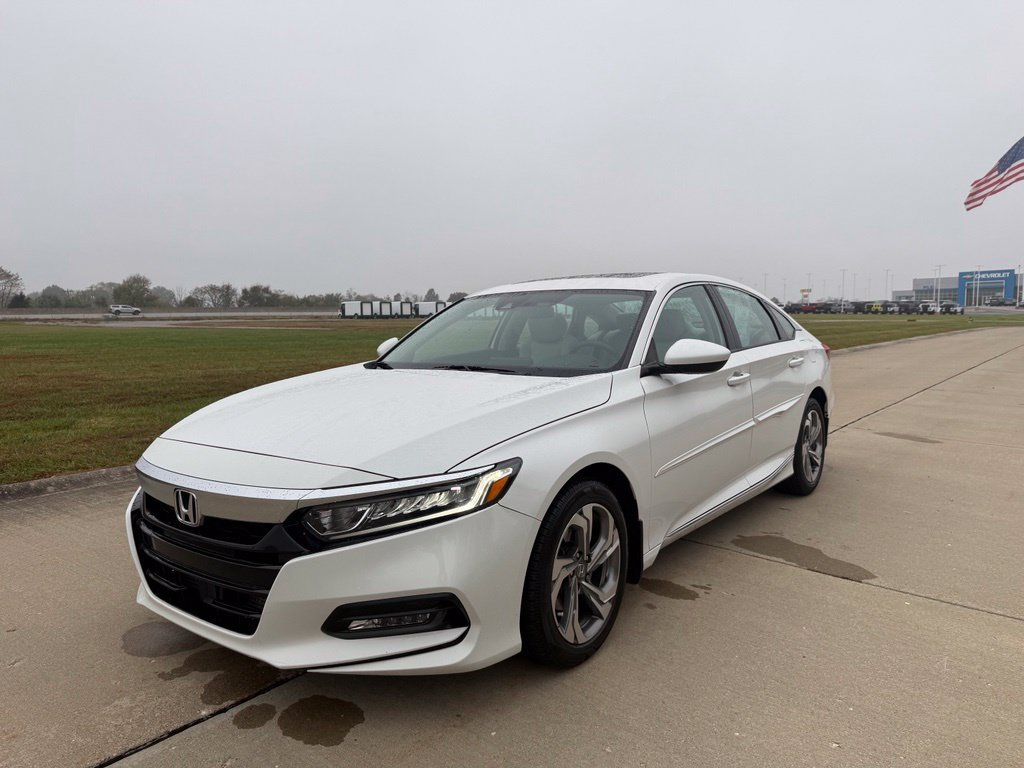 Used 2018 Honda Accord EX image 9