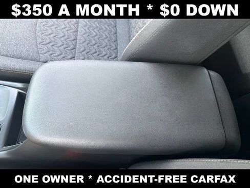 Used 2024 Chevrolet Equinox LT w/ LPO, Floor Liner Package AWD/4WD image 28