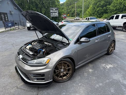 Used 2016 Volkswagen Golf 4-Door AWD/4WD image 4