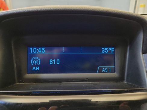 Used 2015 Chevrolet Cruze LT FWD image 25
