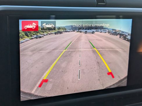 Used 2025 Jeep Wrangler Unlimited Sahara AWD/4WD image 20