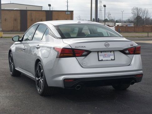Used 2023 Nissan Altima 2.5 SR image 14