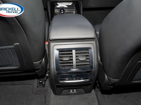 Used 2025 BMW X4 xDrive30i AWD/4WD image 19
