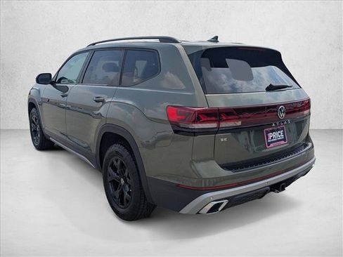 Used 2026 Volkswagen Atlas Peak Edition AWD/4WD image 8