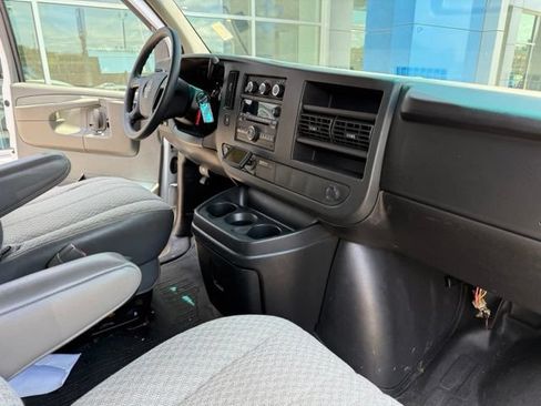 Used 2008 GMC Savana 1500 w/ Power Package RWD image 23