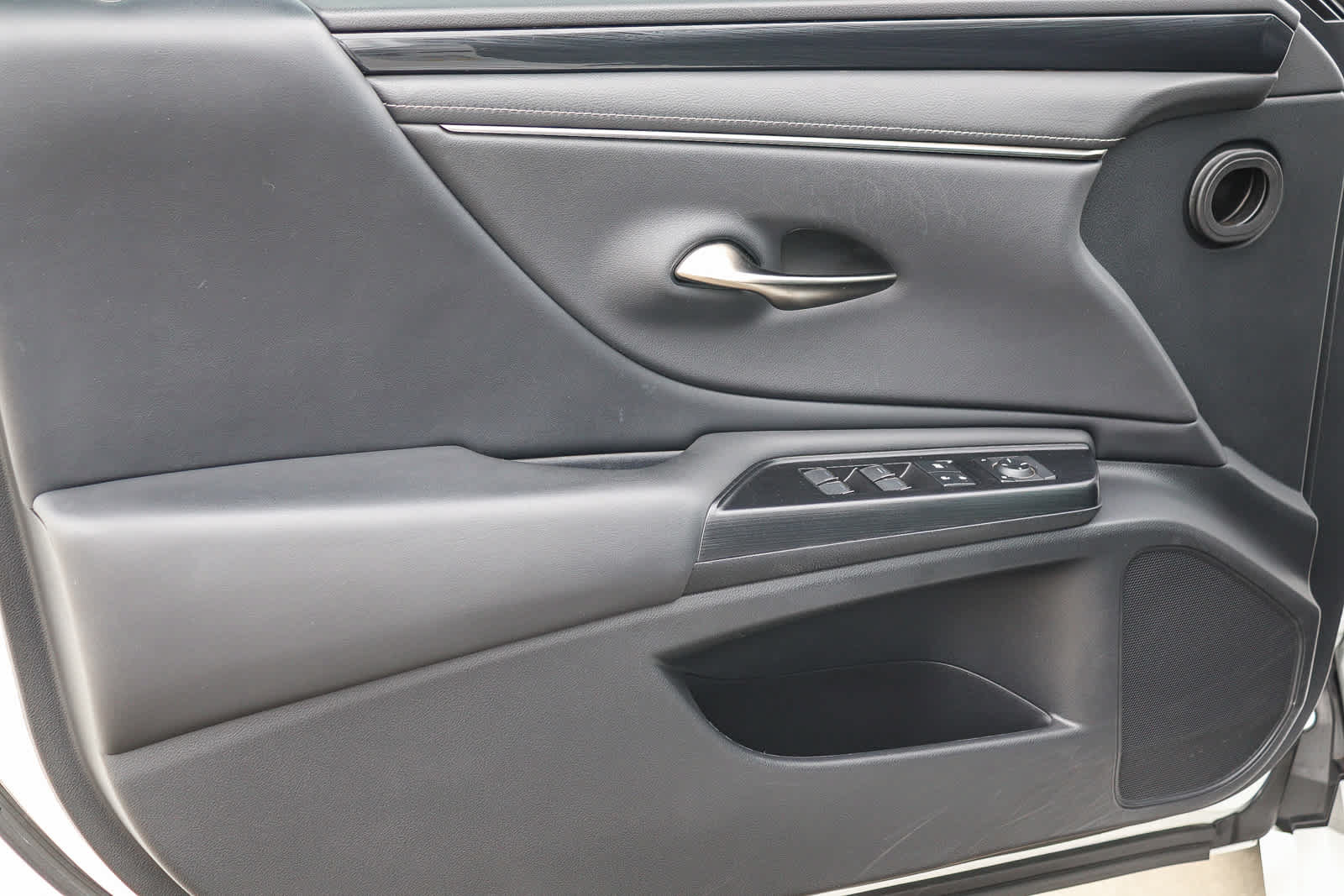 Certified 2021 Lexus ES 350 w/ Accessory Package 2 FWD image 24