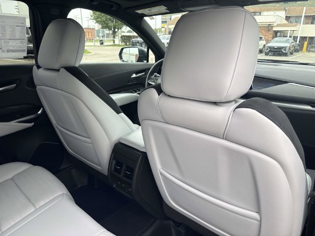 Certified 2024 Cadillac XT4 Sport AWD/4WD image 25