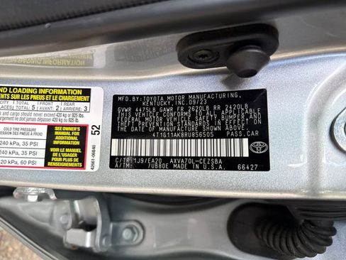 Used 2024 Toyota Camry SE FWD image 25