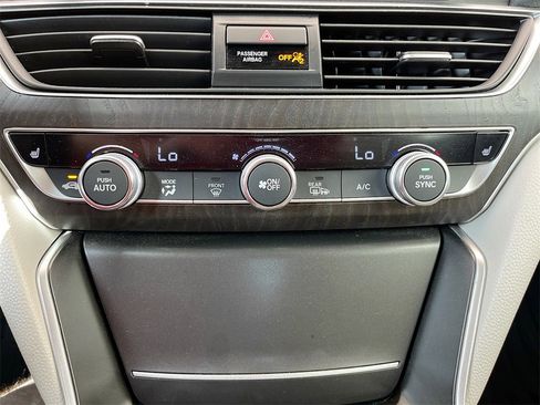 Used 2019 Honda Accord EX-L image 16