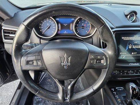 Used 2018 Maserati Ghibli image 19