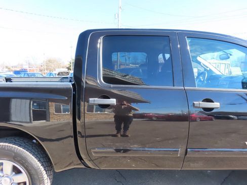 Used 2012 Nissan Titan SV w/ SV Premium Utility Pkg image 43