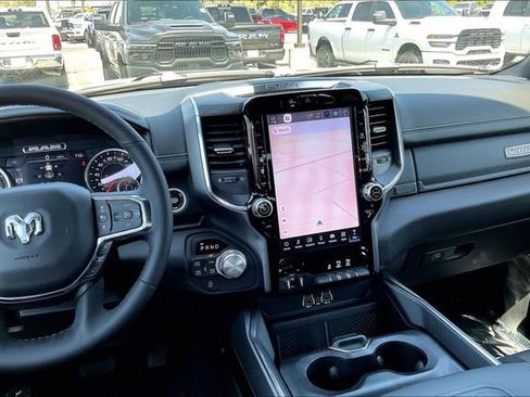 Used 2026 RAM 1500 Laramie AWD/4WD image 5