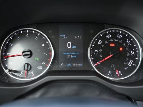 Used 2019 Toyota RAV4 XLE Premium w/ Cold Weather Package AWD/4WD image 23