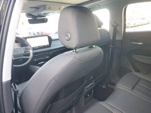 New 2026 Audi Q3 quattro 2.0T AWD/4WD image 18