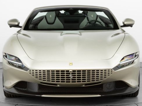 Certified 2024 Ferrari Roma Spider image 10