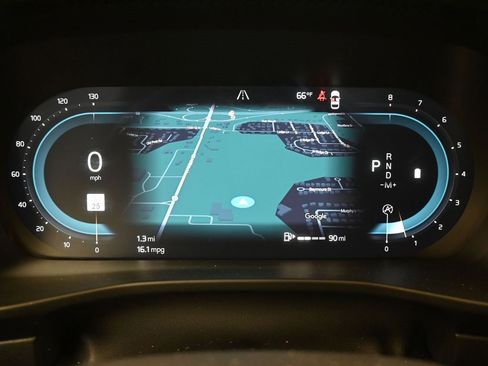 Certified 2025 Volvo XC40 B5 Core image 26