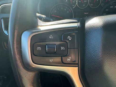 Used 2021 Chevrolet Tahoe Z71 w/ Luxury Package AWD/4WD image 29