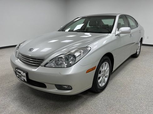 Used 2003 Lexus ES 330 FWD image 4