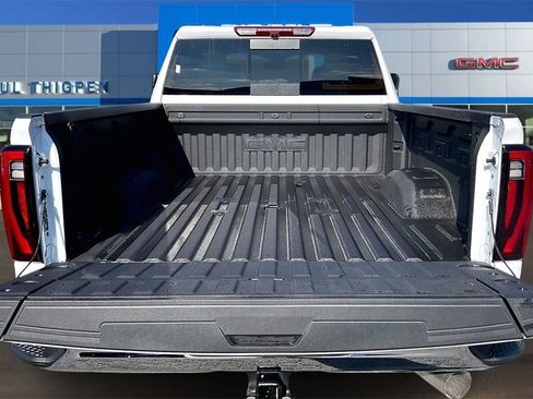 New 2025 GMC Sierra 2500 SLT w/ SLT Convenience Package image 19