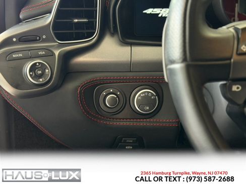 Used 2013 Ferrari 458 Italia Coupe RWD image 36