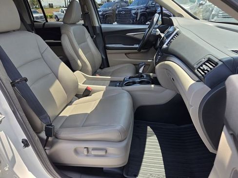 Used 2019 Honda Ridgeline RTL-T image 19