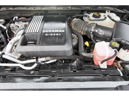 Used 2024 GMC Sierra 1500 AT4 w/ Technology Package AWD/4WD image 30