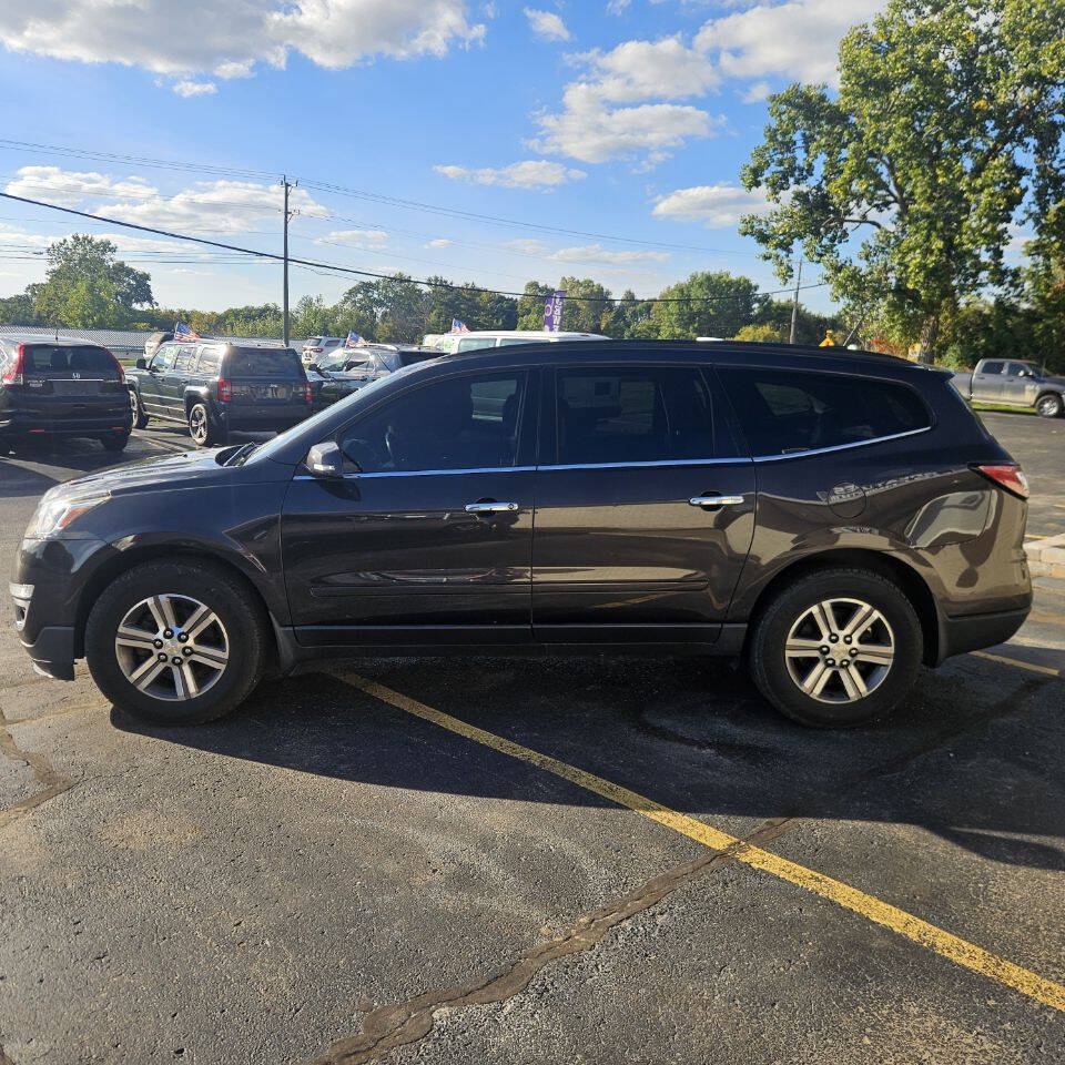 Used 2017 Chevrolet Traverse LT AWD/4WD image 6