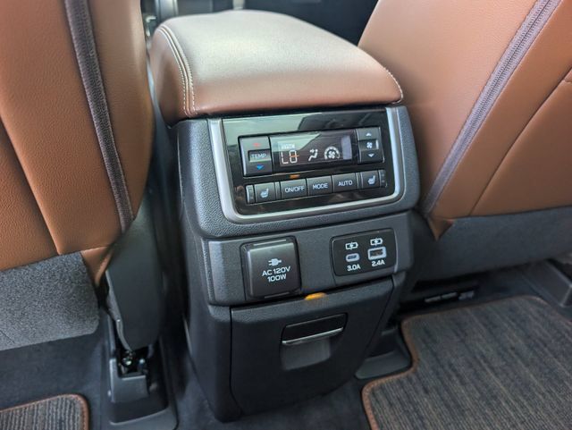 Used 2024 Subaru Ascent Touring AWD/4WD image 29